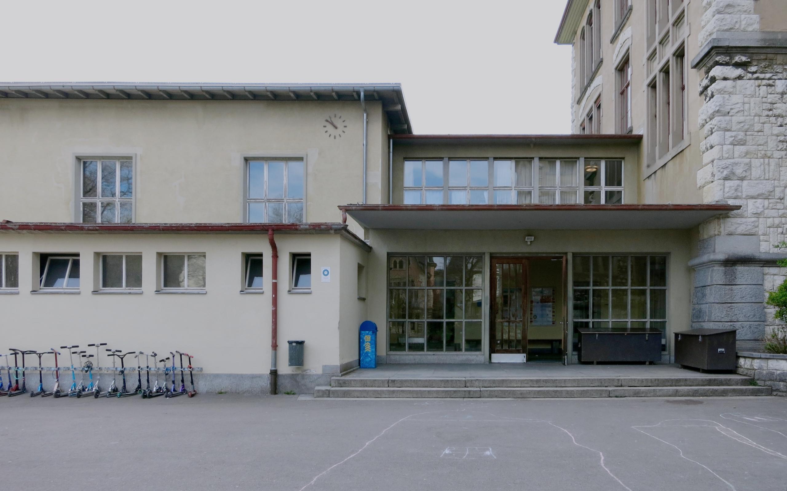 Schulanlage Hofacker Zürich